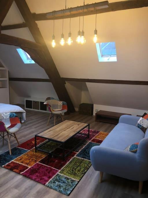 Suite De Charme Au Pied De La Cathedrale Laon Luaran gambar